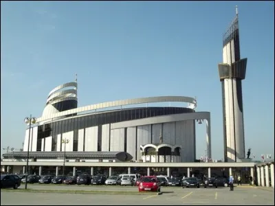 Dans quelle ville se trouve le sanctuaire de la Miséricorde Divine ?