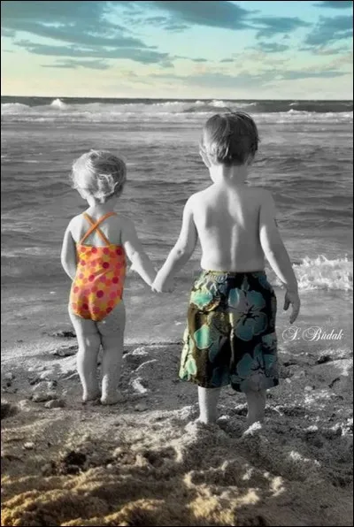 Qui chantait "Chez nous c'était pas la misère, l'été on allait voir la mer" ?