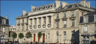 Quelle est cette université ?