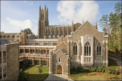 Quelle est cette université ?