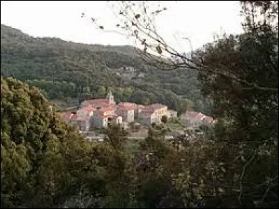Nous partons sur l'Île de Beauté, à Casalabriva. Village de l'arrondissement de Sartène, il se trouve dans le département ...