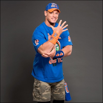 Quel âge a John Cena ? ... ans
