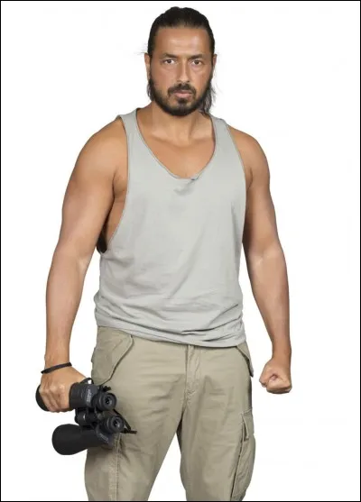 Quel âge a Moundir ? ... ans