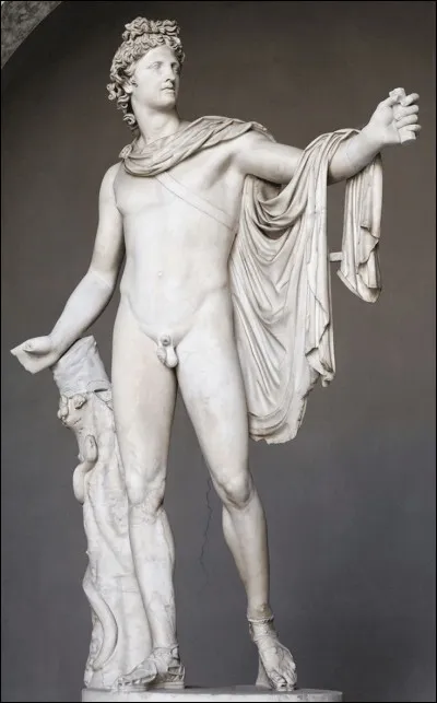 Une belle blonde visite un musée, en sortant elle voit une magnifique statue d'Apollon, dont une feuille de vigne cache les parties intimes !