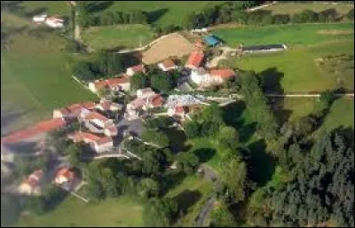 Ancienne commune Lozérienne, en Margeride, Fontanès se situe en région ...