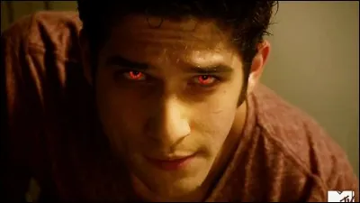 Qui est le premier amour de Scott ?