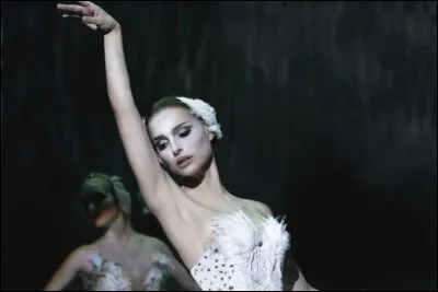 Quelle célèbre actrice a joué dans "Black Swan" ?
