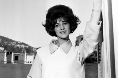 Partie dans les années 60 avec Sheila.