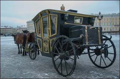 Que signifie l'expression "être la cinquième roue du carrosse" ?