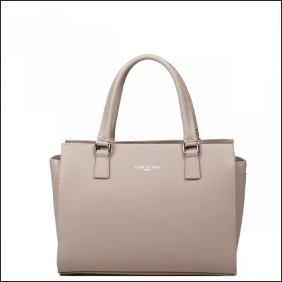 Qu'est-ce que tu gardes toujours à tes côtés ?