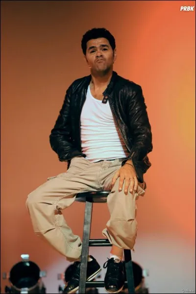 Comment Jamel Debbouze a-t-il perdu l'usage de son bras droit ?