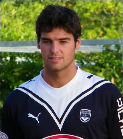 Dans quel club de football Yoann Gourcuff joue-t-il ?