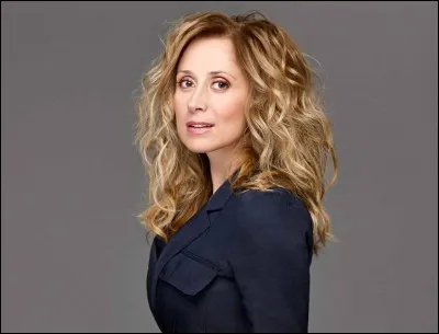 Complètez : Lara Fabian.
"D'accord je t'ai confié..."