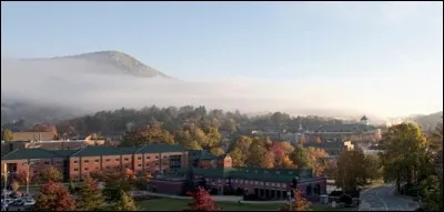 Quelle est cette université ?