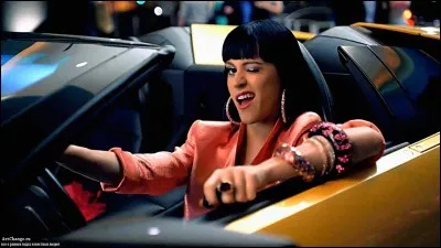 Dans quel clip se retrouve-t-elle dans la ville des jeux et des casinos ?