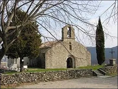 Vous avez sur cette image l'église Saint-Julien de Pourchères. Commune d'Auvergne-Rhône-Alpes, dans l'arrondissement de Privas, elle se trouve dans le département ...