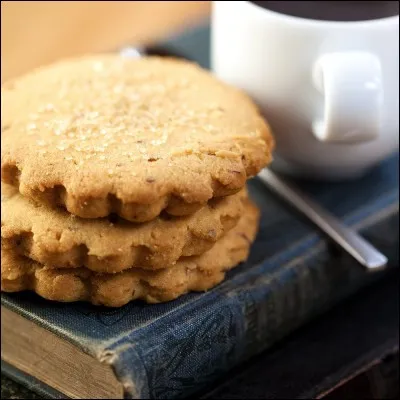 HP5 : à quoi sont les biscuits que le Professeur McGonnagall offre à Harry dans son bureau ?