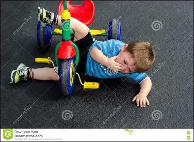 Si quelqu'un tombe et se fait mal, que faites-vous ?