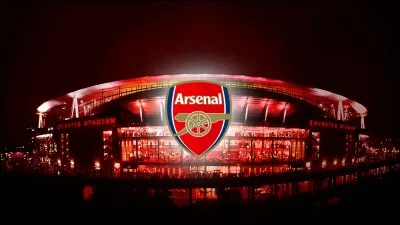 Le stade de l'Arsenal Emirates se trouve dans quel quartier de Londres ?