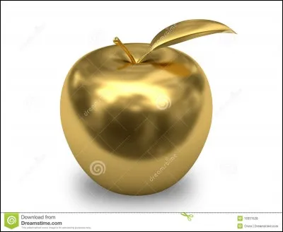A qui Thésée a-t-il attribué la pomme d'or ?