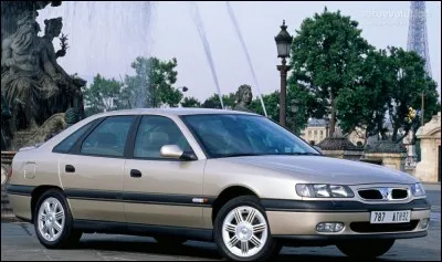 Comment s'appelle cette Renault ?