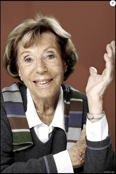 Benoîte Groult a été mariée à Georges de Caunes.