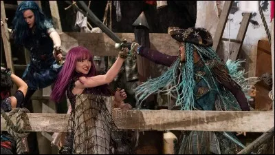 Comment Lonnie a-t-elle pu faire partie de l'équipe de sport ?