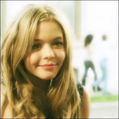 Dans les livres, Alison est-elle « A » ?