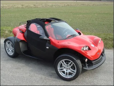 Quelle est cette petite voiture française ?