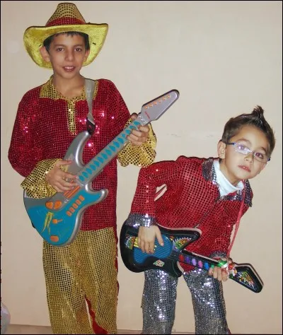 Comment s'appelle le cousin d'Esteban ?