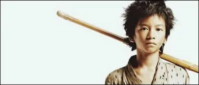 Qui est ce petit garçon par rapport à Kaoru ?