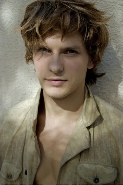 Par quoi commencent presque toutes les phrases de Braco ?