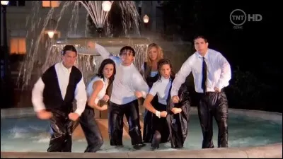 Quel personnage de ''Friends" a bénéficié de sa propre, et éphémère, série télévisée spin-off de 2004 à 2006 ?