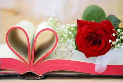 Qui a écrit "Un cur simple" ?