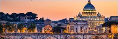 Où situez-vous la grande ville cosmopolite Rome ?