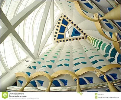 Devinez le nom de cette tour.