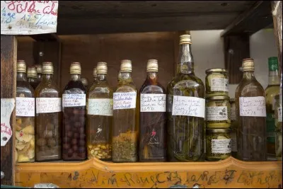 Parmi ces rhums, lequel est d'origine réunionnaise ?