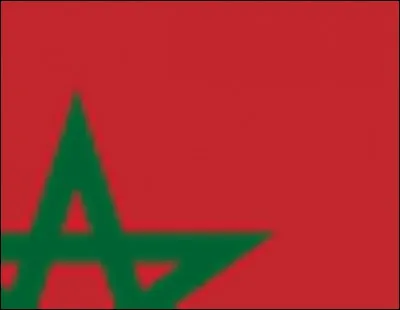 Sur le drapeau de quel pays peut-on observer ce petit détail ?