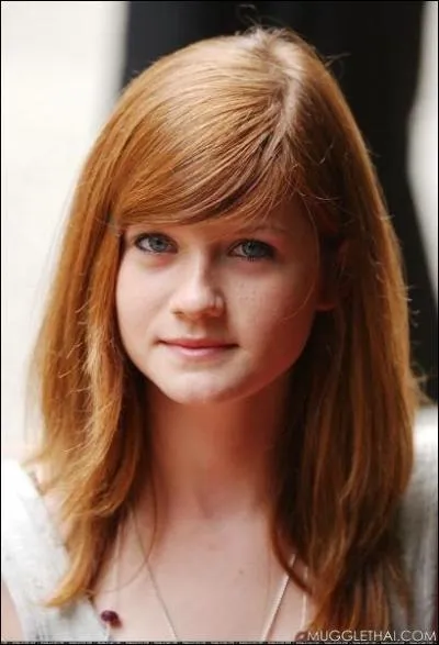 Comment se prnomme la petite soeur de Ron Weasley ?