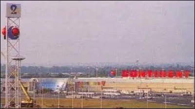 Quel était le nom de l'ancienne enseigne française d'hypermarchés qui avait pour slogan "Tout pour l'achat gagnant" ?