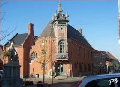 Notre balade prend fin aujourd'hui dans les Hauts-de-France, &agrave; Templeuve-en-P&eacute;v&egrave;le. Anciennement d&eacute;nomm&eacute;e simplement Templeuve, cette ville de l'arrondissement de Lille se trouve dans le d&eacute;partement ...