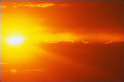 Combien de temps met la lumière du Soleil pour nous parvenir ?