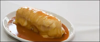 Comment se nomme ce hot-dog portugais composé de jambon de saucisses et couvert de fromage et d'une sauce à la bière ?