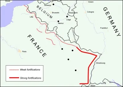André Maginot a fait démarrer les travaux de la ligne Maginot en...