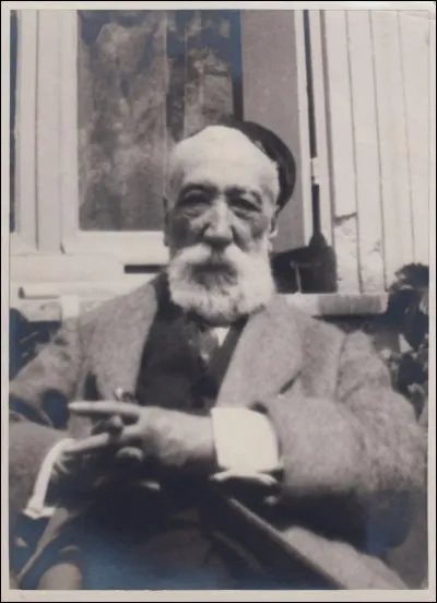 Anatole France a été élu à l'Académie française