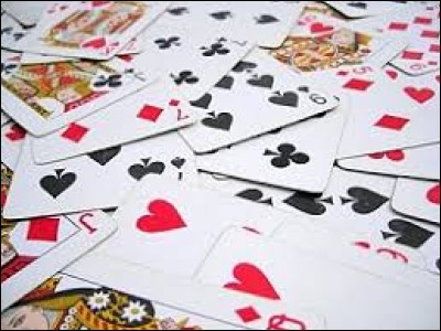 Combien de cartes faut-il pour jouer à la belote ?