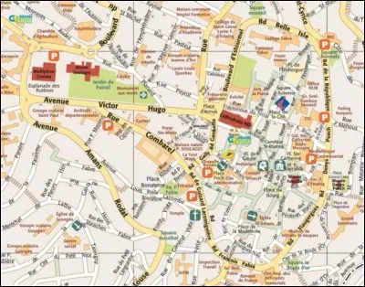 Quelle est cette ville du sud-ouest, perchée sur sa colline et dominée par sa cathédrale de grès rose ?