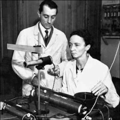 Qui découvrit, en 1934, un nouvel élément radioactif ?