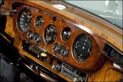 C'est celui d'une Rolls Royce ...