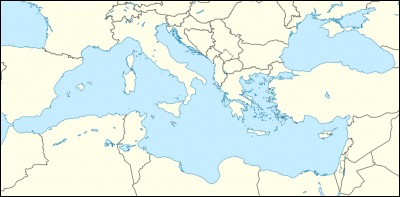 Quelle est la superficie de l'archipel maltais ?